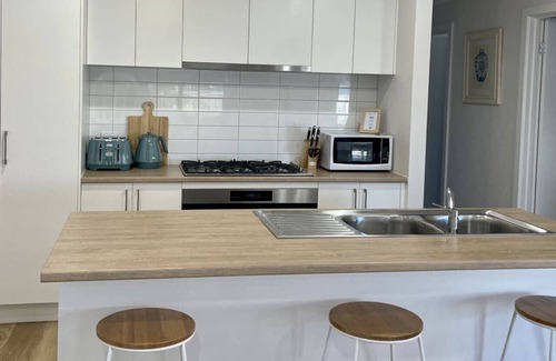 Grovedale House | Mt Duneed - Geelong, Surf Coast & Great Ocean Road