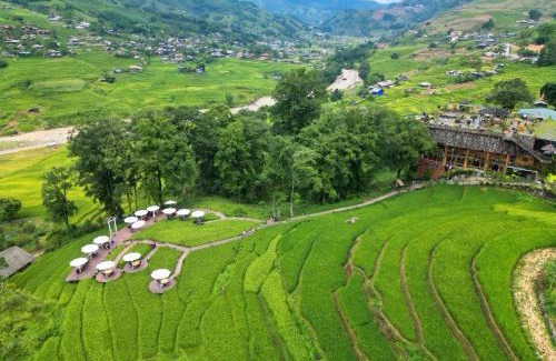 Hau Thao House | MT House With Mountain View - Sa Pa Trekking Tour