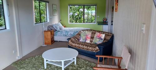 Whangarei Heads Apartment | Mt Manaia View Holiday Studio