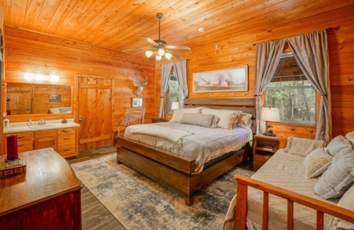 Murfreesboro House | MT MORIAH LODGE ON RIVER