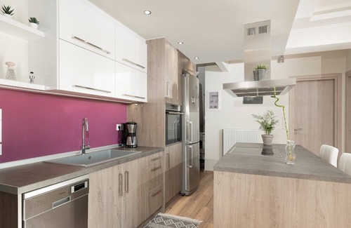 Markopoulo Mesogaias Apartment | MTC-SfS Apartment by the sea and Airport.