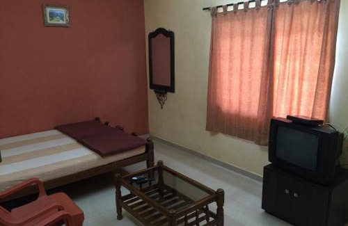 Nashik Bed & Breakfast | MTDC Approved Mohiniraj Guest House