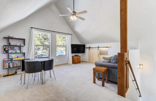 Rainbow Valley House | MTN Cabin Peaceful Getaway Breathtaking Views