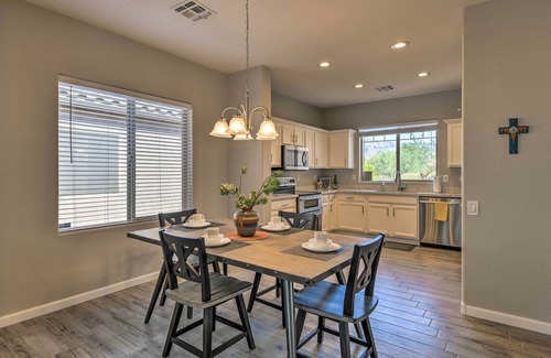 Gold Canyon House | Mtn-View Home w/Pool & BBQ in Gold Canyon