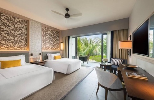 Plaine Magnien House | You Shouldn’t Miss This! Swimming Pool, Free Parking, Close to Blue Bay Beach!