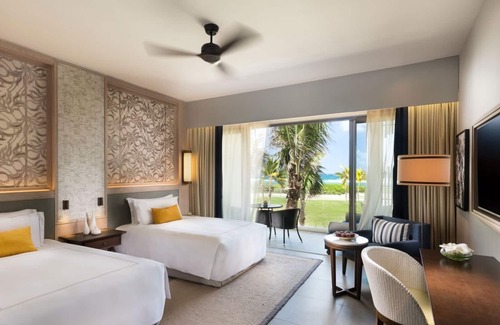 Plaine Magnien House | Experience Soothing Moments & Luxury! Seafront, Onsite Pool, Spa & Wellness!