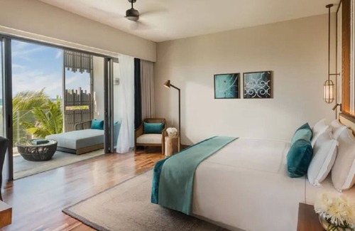 Plaine Magnien Hotel | Experience Soothing Moments & Luxury! Outdoor Pool & Spa Center, Beachfront!