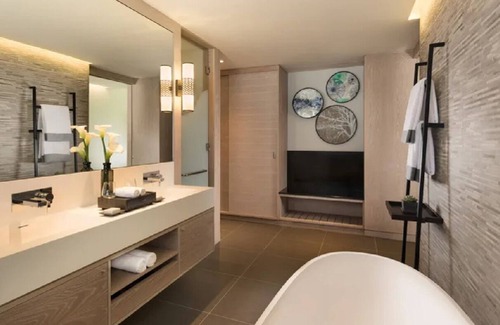 Plaine Magnien Hotel | Embrace the Sugar Rush Experience! Free Parking, Outdoor Pool, Spa Center!
