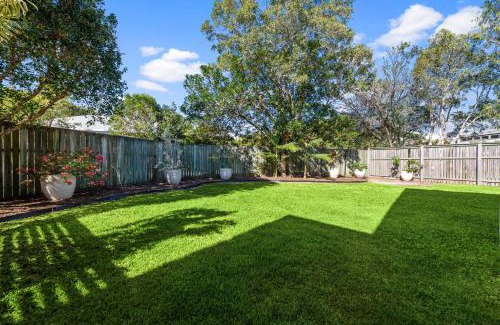 Mudjimba House | Mudjimba Shores-Coastal Bliss for Families & Dogs