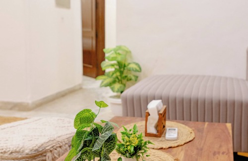 New Delhi Apartment | Mughal Splendor 3 BHK Hauz Khas 403