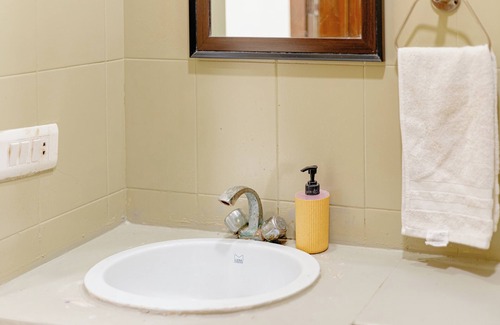 New Delhi Apartment | Mughal Splendor 3 BHK Hauz Khas 403