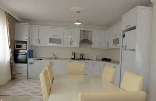 Alanya Villa | MUHTEŞEM DENİZ VE DOĞA MANZARALI LÜX 5+2 VİLLA ÖZENLE DÖŞENMİŞTİR