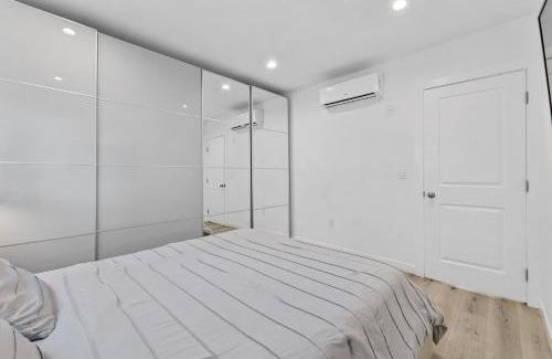 Mid City Bed & Breakfast | Muirfield Chic City Bungalow with Parking