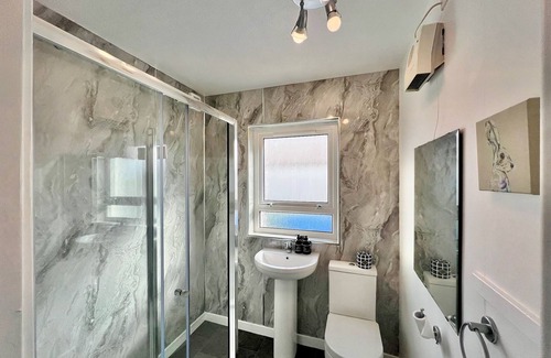 Knockaird Cottage | Muirneag @ The Decca, Self-catering cottage, minutes from beach