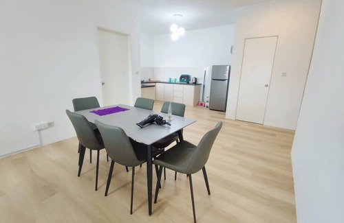 Kuching Apartment | Muji Homestay Scenic View 2BR Entire Apartment