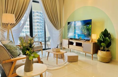 Central District Apartment | Muji-Inspired 2BR 2BA Apartment, 8 Mins to CIQ, Sleeps 2-6