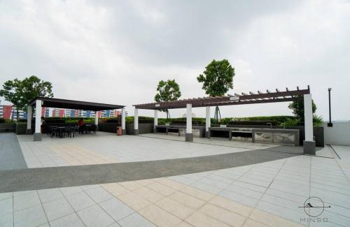 Central District Apartment | Muji Style #3Bedrooms #8Pax #200mbps