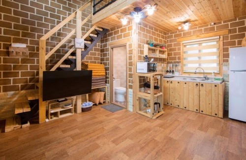 Seolcheon-myeon House | Muju Heukjip Jeongwon Pension