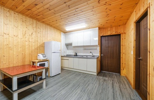 Seolcheon-myeon House | Muju Hodunamu Pension
