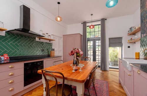 Todmorden House | Mulberry Boutique Stay – Ground Floor - Tod - Near Hebden Bridge