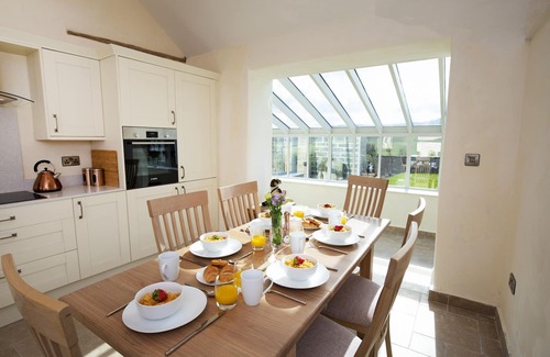 Scalby Cottage | Mulberry Cottage, Thirley Cotes Farm Cottages
