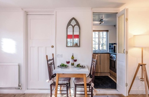 Foxhall Apartment | Mulberry End, Foxhall