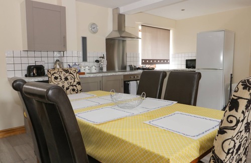 Tunstall Cottage | MULBERRY MANOR, pet friendly, character holiday cottage in Withernsea