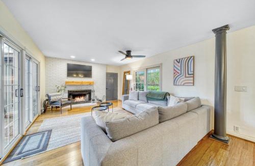 Saugatuck House | Mulberry Pines