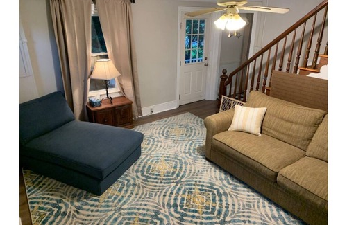 Fishers Hill Other | Mulberry Run Farmhouse - Steps away from family-run Farm Market!