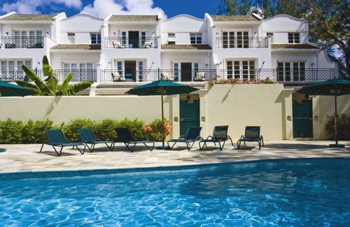 Gibbs Bay Villa | Mullins View Townhouse | a luxury 4-bedroom townhouse close to Mullins Bay Beach