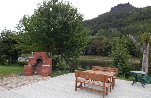 Koenigstein Apartment | Multi-bed room for 6 guests with 15m² in Königstein (268245)