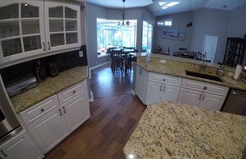 Pine Ridge House | Multi-family peaceful retreat home sleeps15 with heated pool near Crystal River!