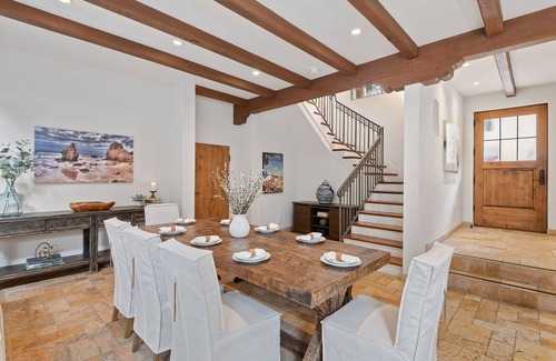 Lower State House | Multi-Level Downtown Luxury Home with Hot Tub!