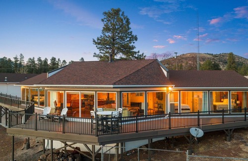 Flagstaff House | Multi-Unit Vacation Home with Panoramic Vista