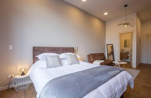 Cumbaya Apartment | Mumbai Beautiful Studio