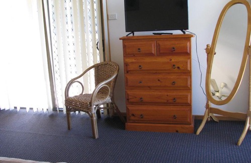 Lovedale Apartment | Mums Farm stay villas