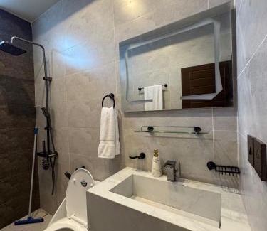 Muzaffarabad Apartment | Munawar Illuminated Brilliance