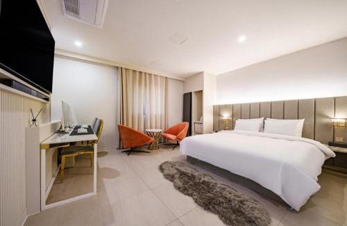 Busanjin Hotel | Munhyeon Signature Denbasta Hotel