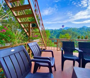 Devikolam Bed & Breakfast | Munnar BnB