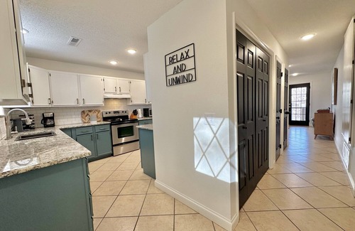 Bentonville House | Mural House A : North Bentonville On The Trails
