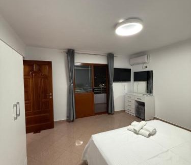 Farke Hotel | Murati Lake View Hotel