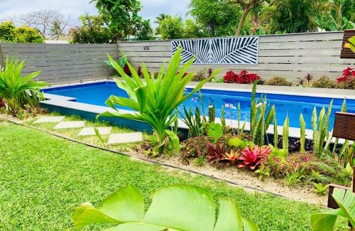 Muri Apartment | Muri Beach Studio with Pool