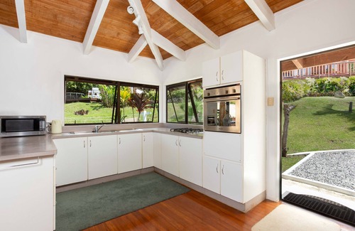 Bouvet Island House | Muri Motu Outlook House