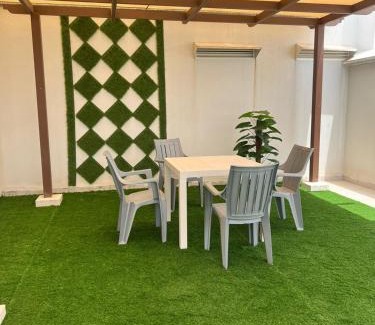 Salalah Apartment | Murooj AlZain 3BR Modern Apt with private Rooftop