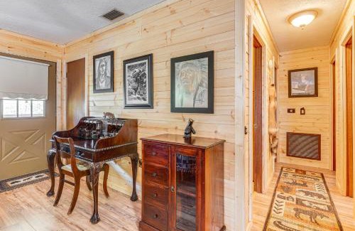 Murphy House | Murphy Cabin with Deck, Grill and Private Pond!