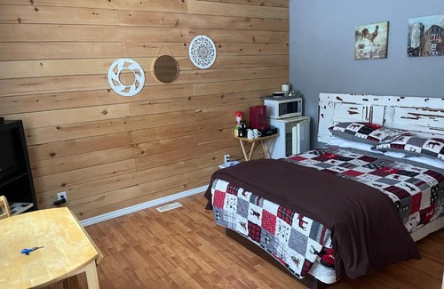 Greater Madawaska Hotel | Murphy’s Motel