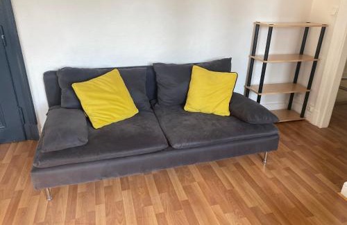 Orangerie Apartment | Mury 12