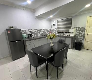 Rawang House | Mus Lim Homestay Bandar Tasik Puteri
