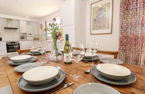 Nettlestone Cottage | MUSCAT, family friendly, character holiday cottage in Seaview