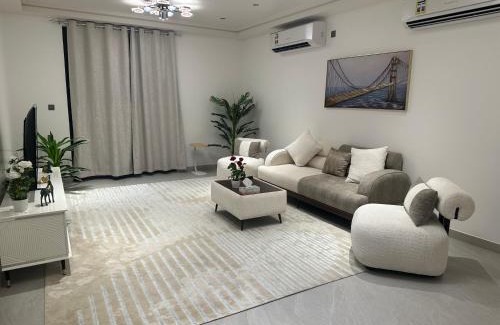 Azaiba Apartment | Muscat in